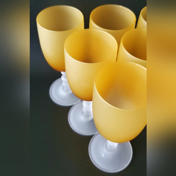 (6) Murano MCM Amber Satin 6" Wine Glasses - Picture 8 of 12